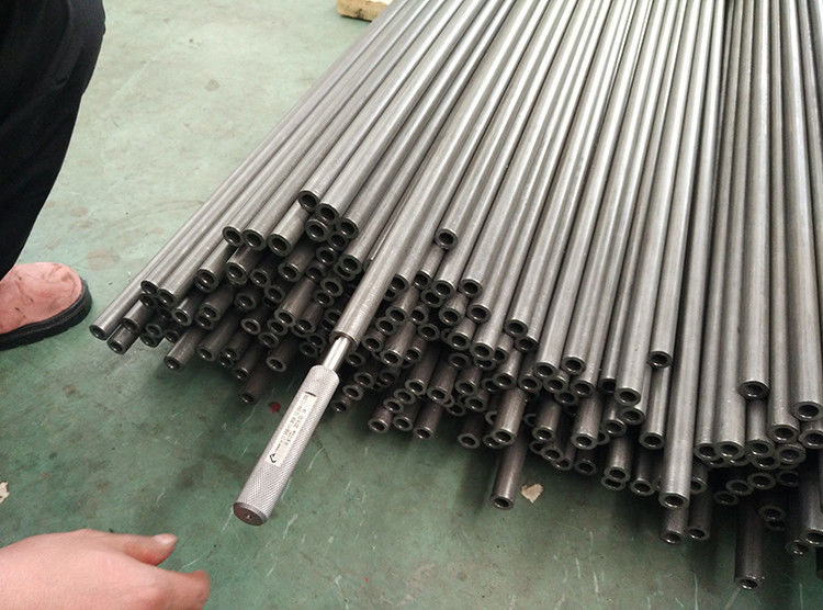 Seamless Welding Round Erw Black Pipe Carbon Steel Material For Hydraulic Cylinder