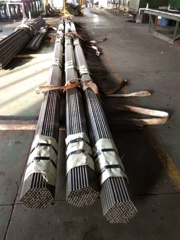 ASTM A179 Seamless Steel Pipe For Boiler Round Shape