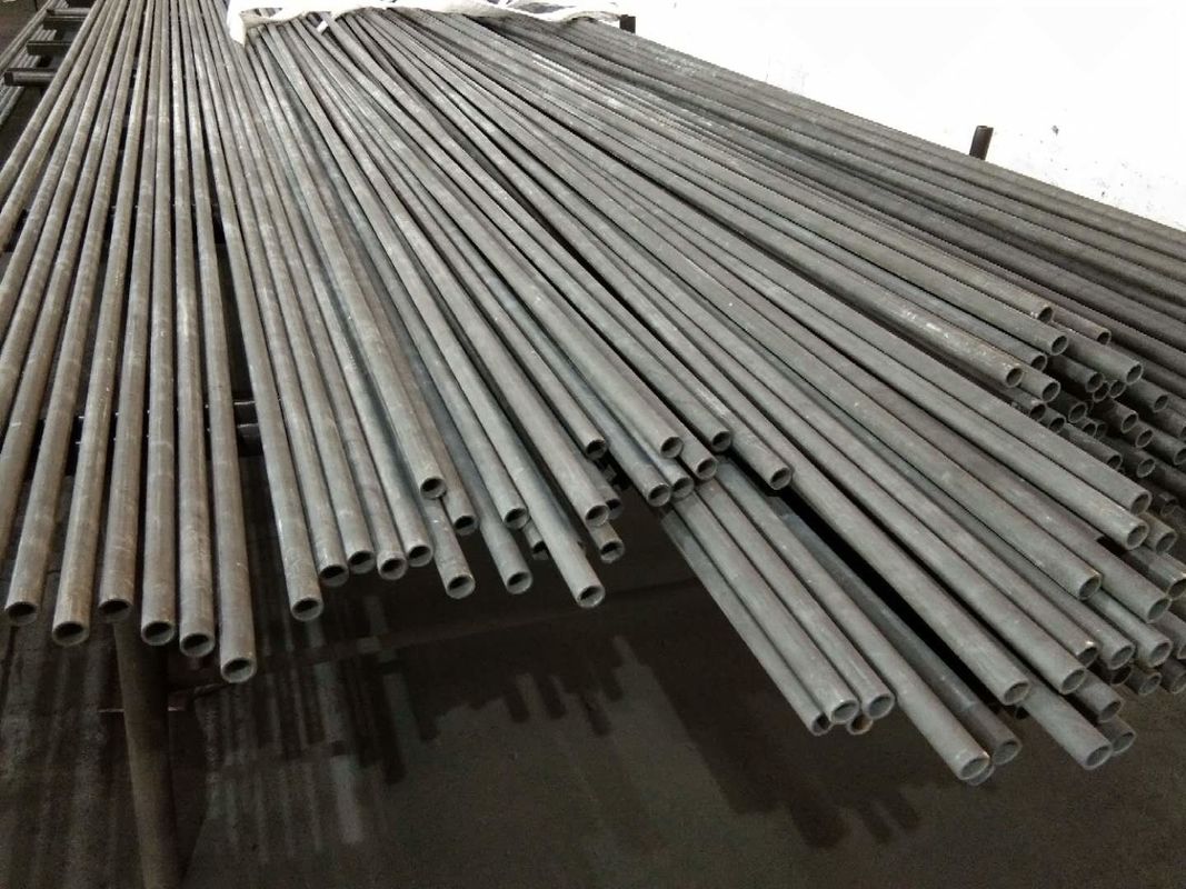 ASTM A179 Seamless Steel Pipe For Boiler Round Shape